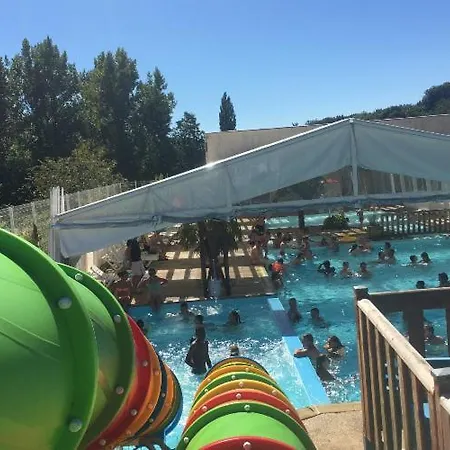 Camping - Mobil Moderne Campsite Warlincourt-les-Pas